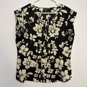 The Limited Floral Black and Cream Women's Top Size Large